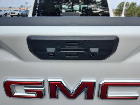 Certified 2025 GMC Sierra 1500 SLT w/ SLT Premium Plus Package image 13