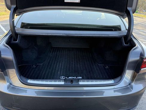 Used 2018 Lexus LS 500 AWD image 28