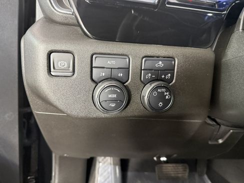 Used 2024 Chevrolet Silverado 1500 LT AWD/4WD image 20