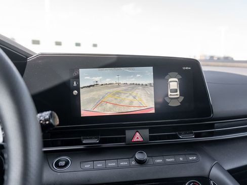 Used 2025 Hyundai Elantra N image 30