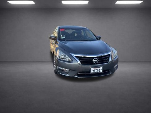 Used 2015 Nissan Altima 2.5 S w/ Power Driver Seat Package FWD image 6
