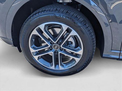 New 2025 Audi Q5 Premium Plus image 21