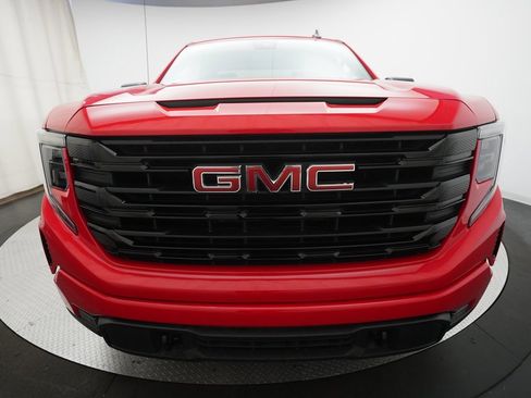 Used 2025 GMC Sierra 1500 Elevation image 21