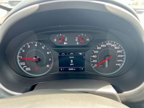 Used 2024 Chevrolet Malibu LT FWD image 11