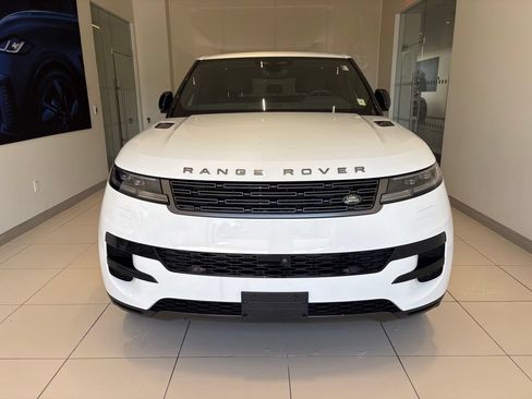 Used 2025 Land Rover Range Rover Sport AWD/4WD image 8