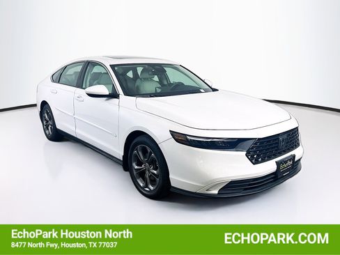 Used 2023 Honda Accord EX image 1