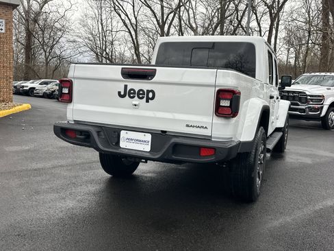 New 2026 Jeep Gladiator Sahara image 16