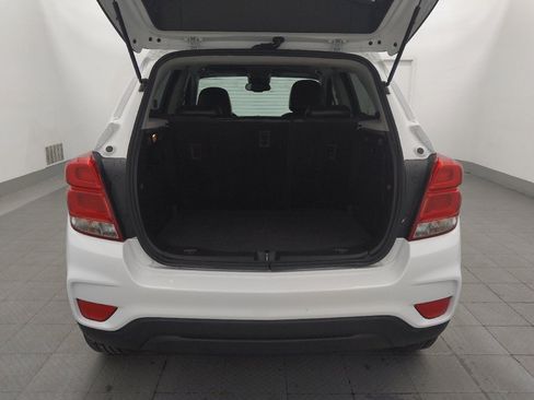 Used 2022 Chevrolet Trax LT w/ Sport Edition FWD image 29