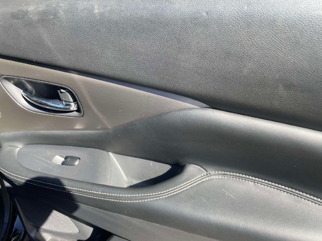 Used 2024 Nissan Murano SV FWD image 11