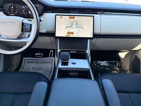 Used 2024 Land Rover Range Rover Autobiography AWD/4WD image 20