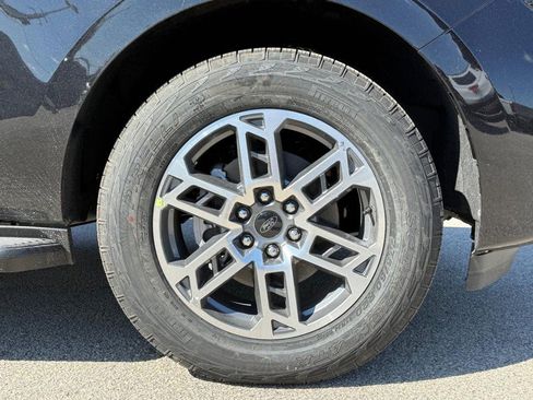 New 2026 Ford Expedition Max Active AWD/4WD image 10
