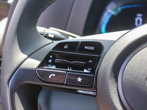 New 2026 Hyundai Elantra SEL Sport Premium FWD image 32