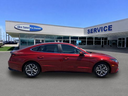 Certified 2023 Hyundai Sonata SEL FWD image 9