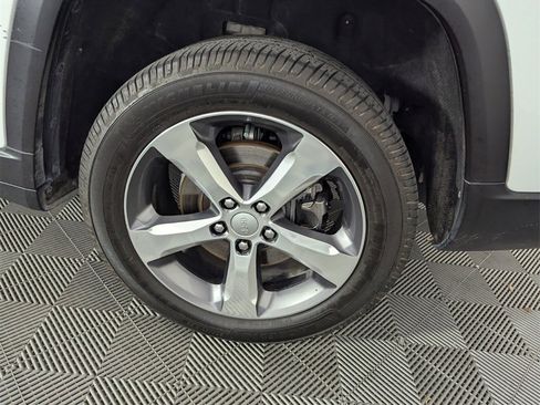 Certified 2021 Jeep Grand Cherokee L Limited image 21