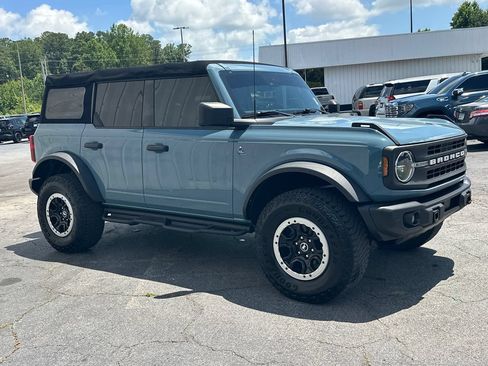 Used 2023 Ford Bronco Black Diamond w/ Sasquatch Package AWD/4WD image 4