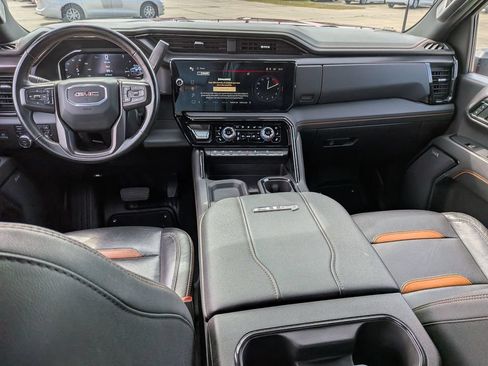 Used 2024 GMC Sierra 2500 AT4 w/ AT4 Preferred Package AWD/4WD image 19