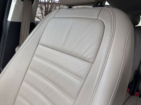 Used 2018 Ford Escape SEL image 45