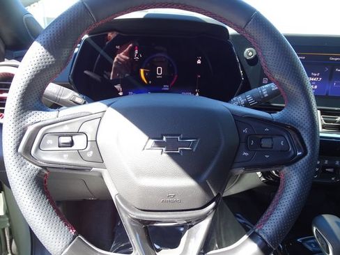 Used 2024 Chevrolet Trax RS w/ Driver Confidence Package FWD image 15