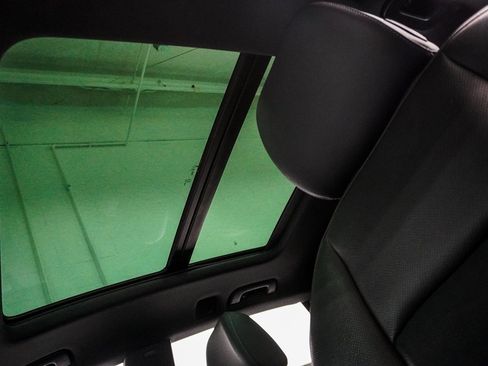 Used 2023 Audi Q8 Prestige w/ Prestige Package image 8