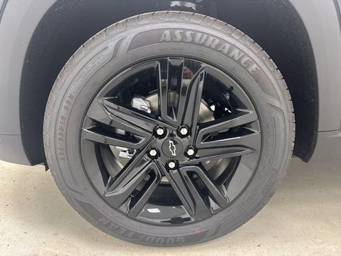 New 2026 Chevrolet Trax ACTIV w/ Sunroof Package image 37