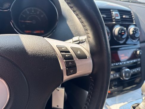 Used 2007 Saturn Sky w/ Premium Trim Pkg RWD image 21