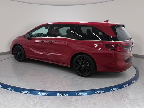 Used 2024 Honda Odyssey Sport image 8