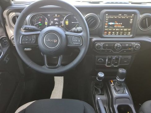 Used 2023 Jeep Wrangler Unlimited w/ 8.4" Radio Group AWD/4WD image 14