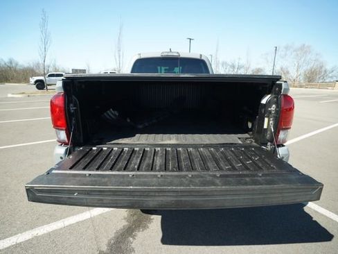 Used 2018 Toyota Tacoma TRD Sport w/ TRD Premium Sport Package image 18