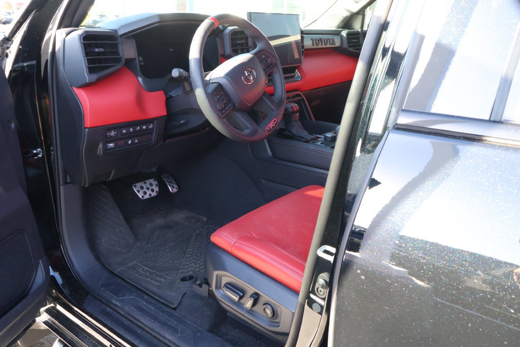 Used 2025 Toyota Tundra TRD Pro AWD/4WD image 8