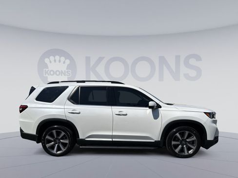 Used 2023 Honda Pilot Elite image 8
