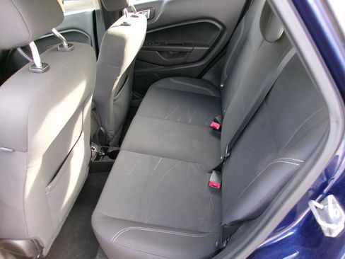 Used 2016 Ford Fiesta SE image 12