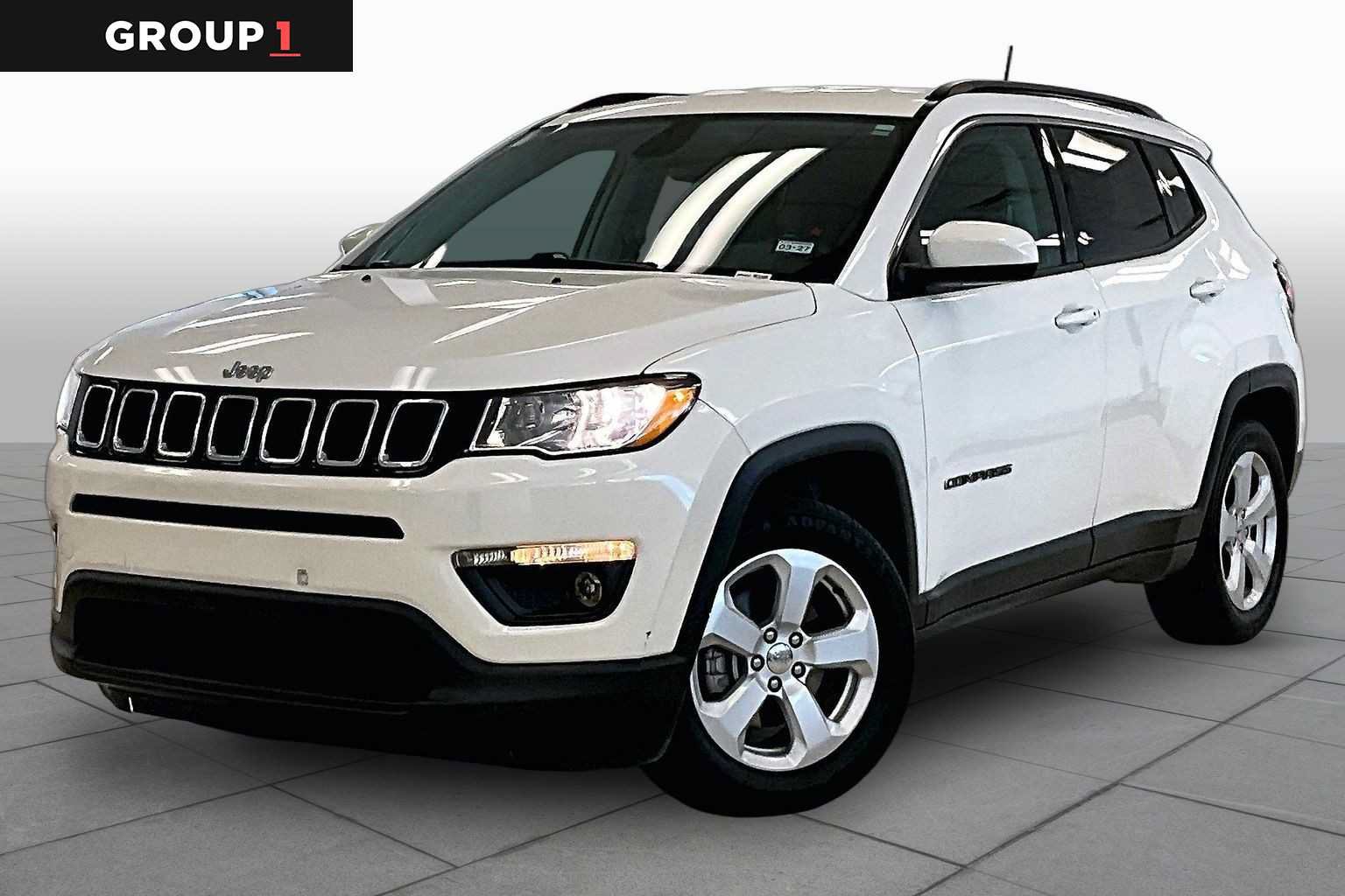 Used 2020 Jeep Compass Latitude FWD image 1
