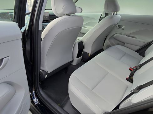 New 2026 Hyundai Kona SE image 15