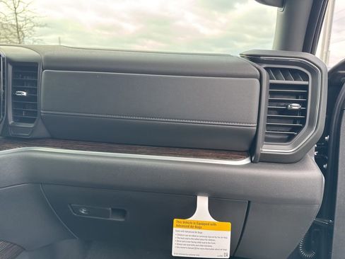 New 2026 GMC Sierra 1500 Elevation image 23