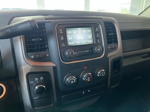 Used 2019 RAM 1500 Express w/ Wheel & Sound Group AWD/4WD image 14