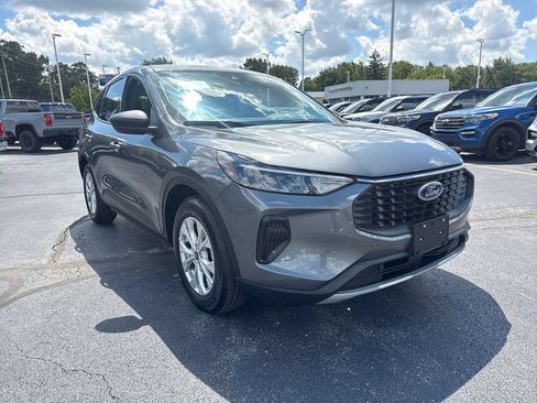 Used 2025 Ford Escape Active FWD image 4
