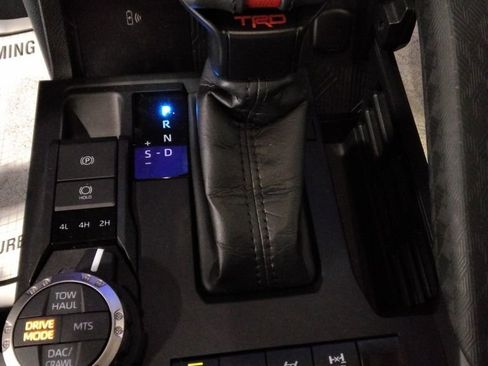 Used 2024 Toyota Tacoma TRD Pro AWD/4WD image 19