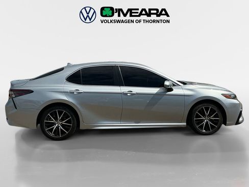 Used 2024 Toyota Camry SE AWD/4WD image 6
