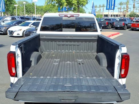Used 2022 GMC Sierra 2500 Denali w/ Technology Package AWD/4WD image 16