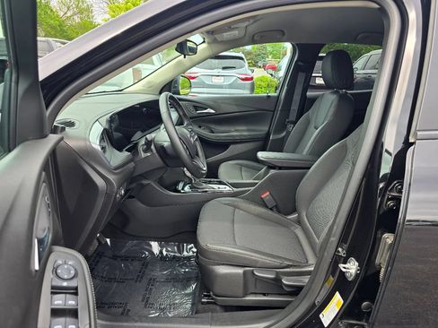 Used 2025 Buick Encore GX Preferred FWD image 20