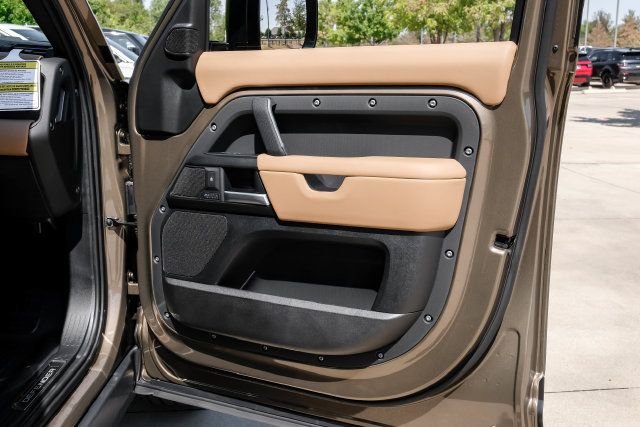 New 2026 Land Rover Defender 110 X AWD/4WD image 59