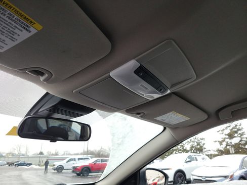 Used 2024 Nissan Altima 2.5 SV image 13