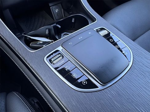 Used 2021 Mercedes-Benz GLC 300 GLC 300 image 20