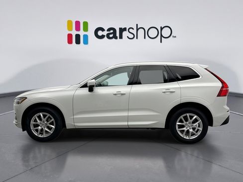 Used 2021 Volvo XC60 T5 Momentum image 2