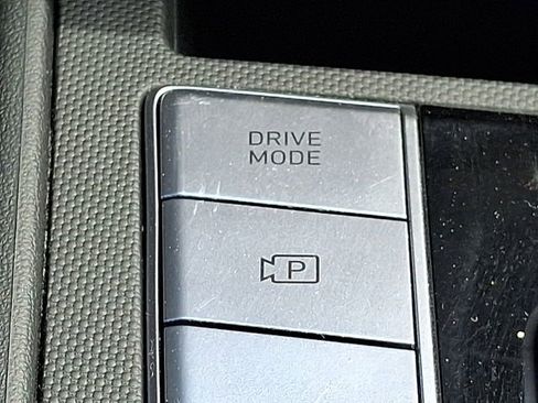 Certified 2026 Hyundai Elantra SE FWD image 22