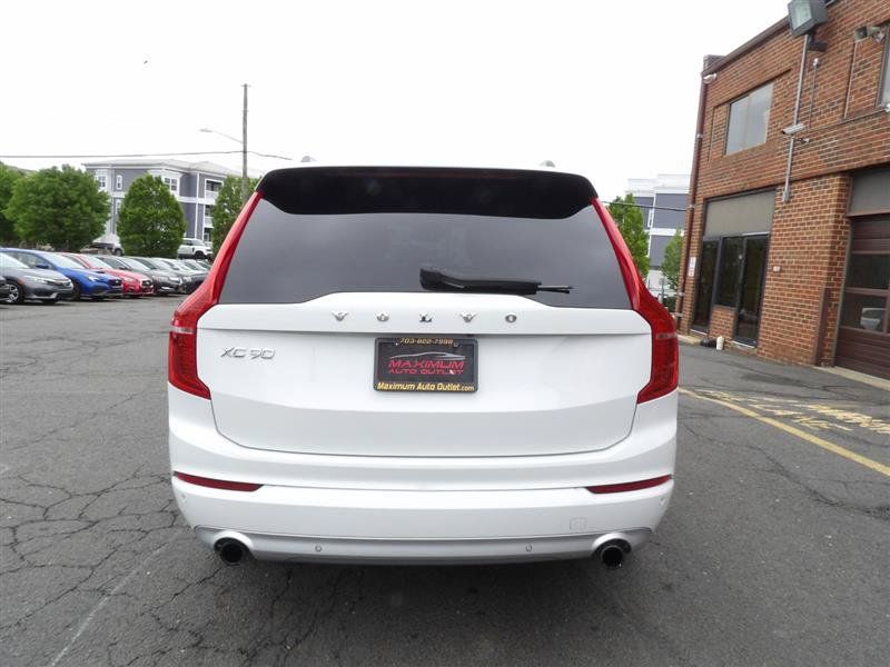 Used 2018 Volvo XC90 T5 Momentum FWD image 4