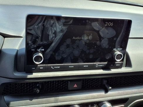 Used 2025 Honda CR-V LX image 6