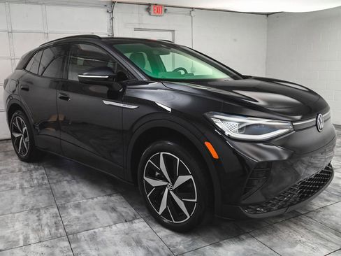 Used 2023 Volkswagen ID.4 Pro S AWD/4WD image 3