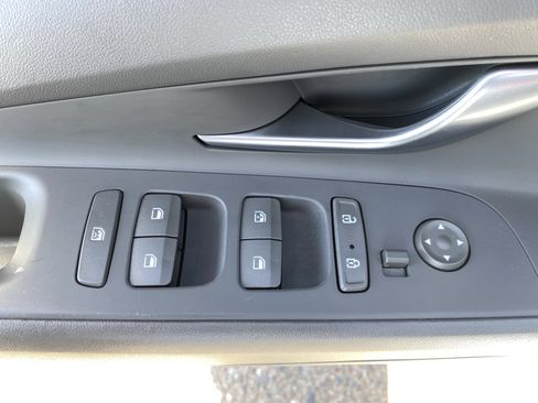 Used 2022 Hyundai Elantra Blue w/ Cargo Package FWD image 18