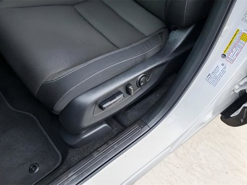 Used 2025 Honda CR-V EX image 28